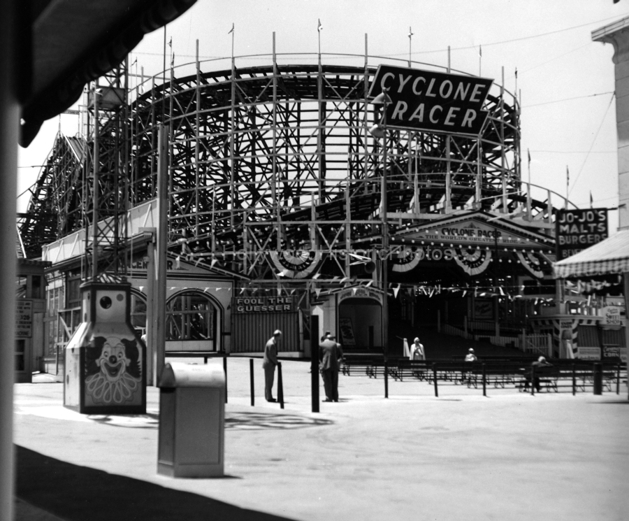 Long Beach 1950 2 WM.jpg
